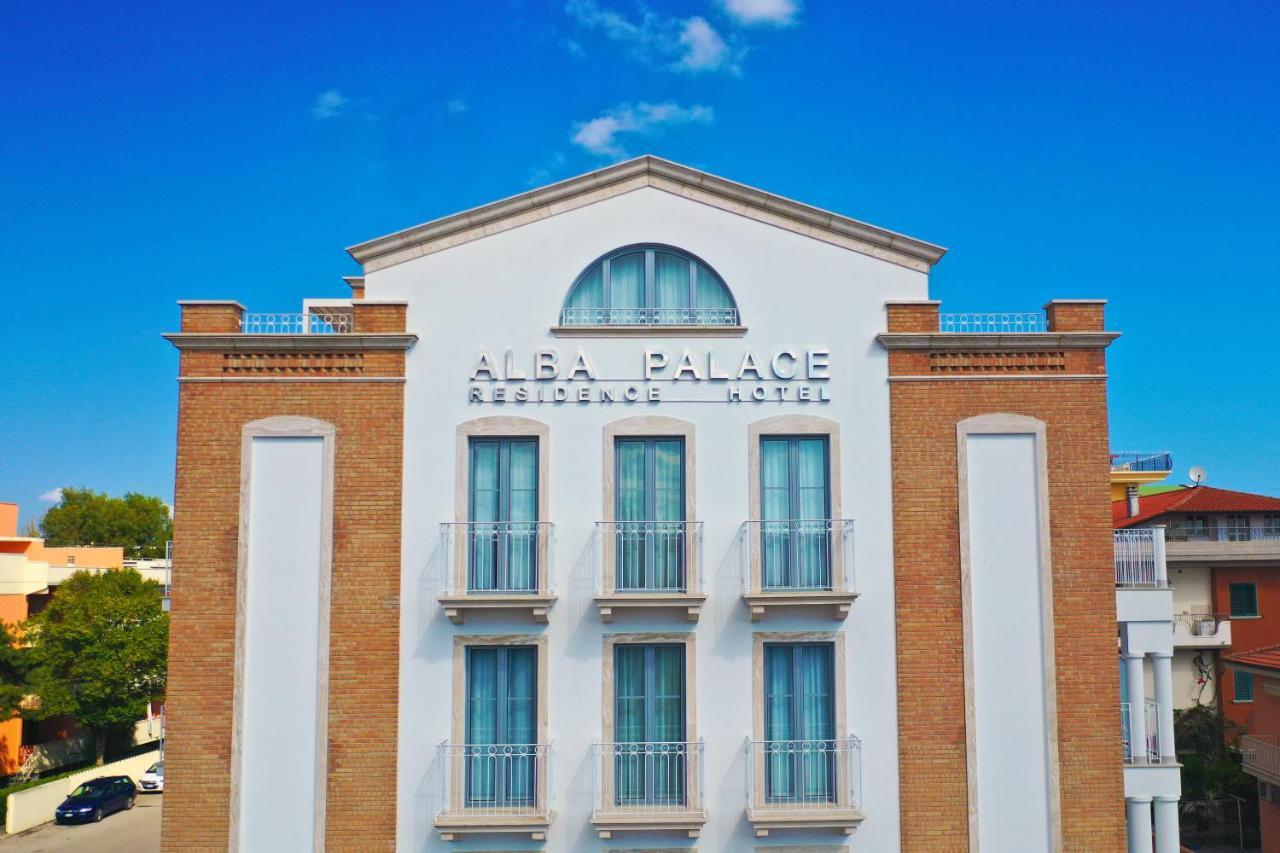 Alba Palace 3*